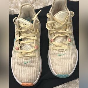 Nike Men's LeBron Witness 6 Easter Basketball Sneakers, Size 8